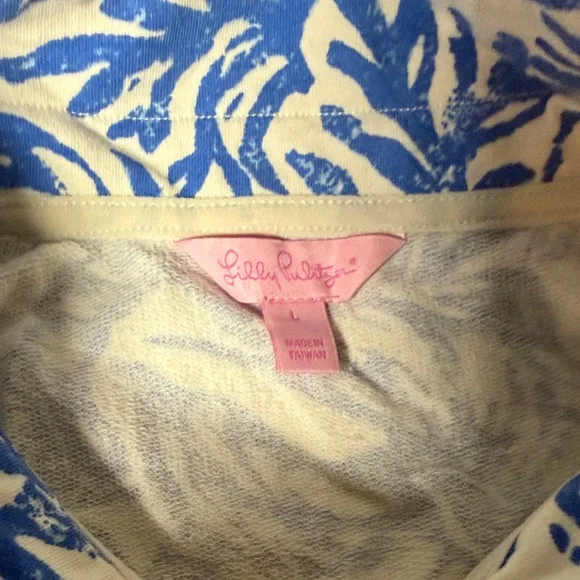 Lilly Pulitzer Blue and Cream Patterned Top - Picture 2 of 4